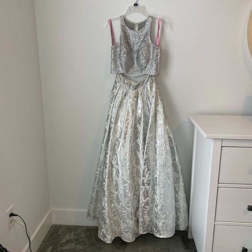 BLUSH PROM BY ALEXIA Prom Dress!